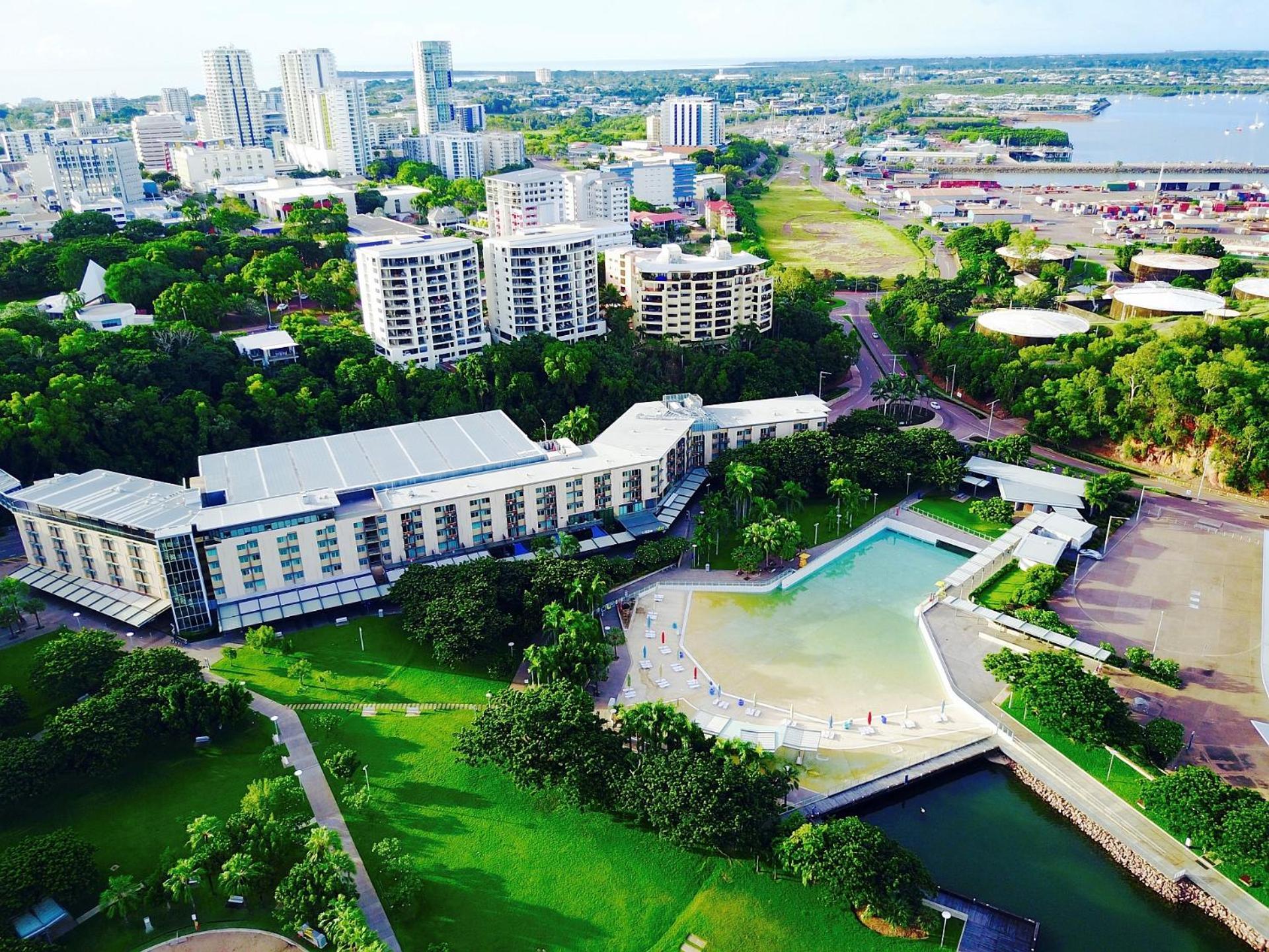 Darwin Waterfront Luxury Suites Exterior photo