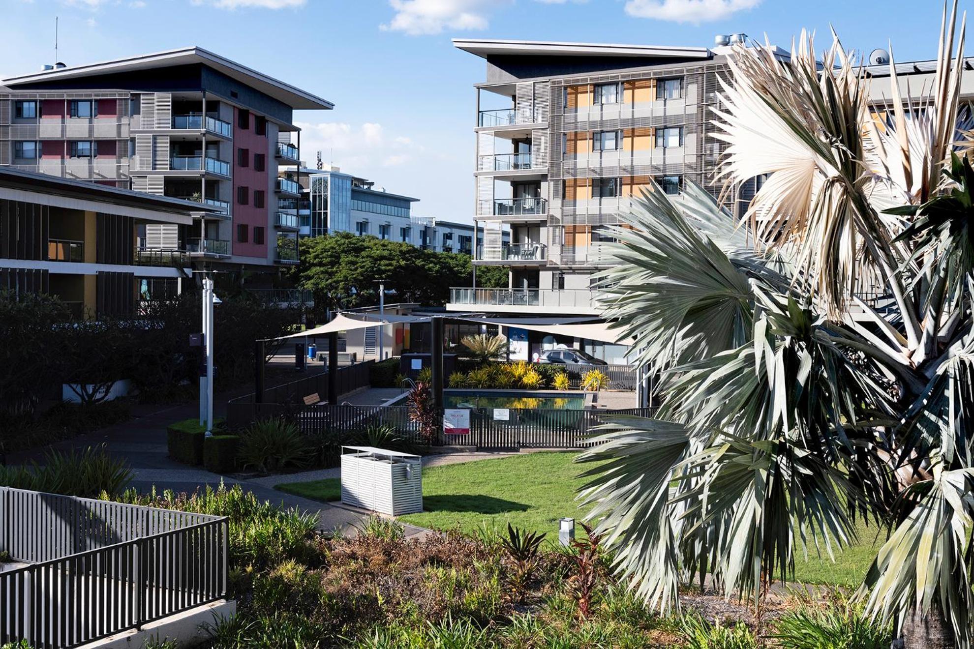 Darwin Waterfront Luxury Suites Exterior photo