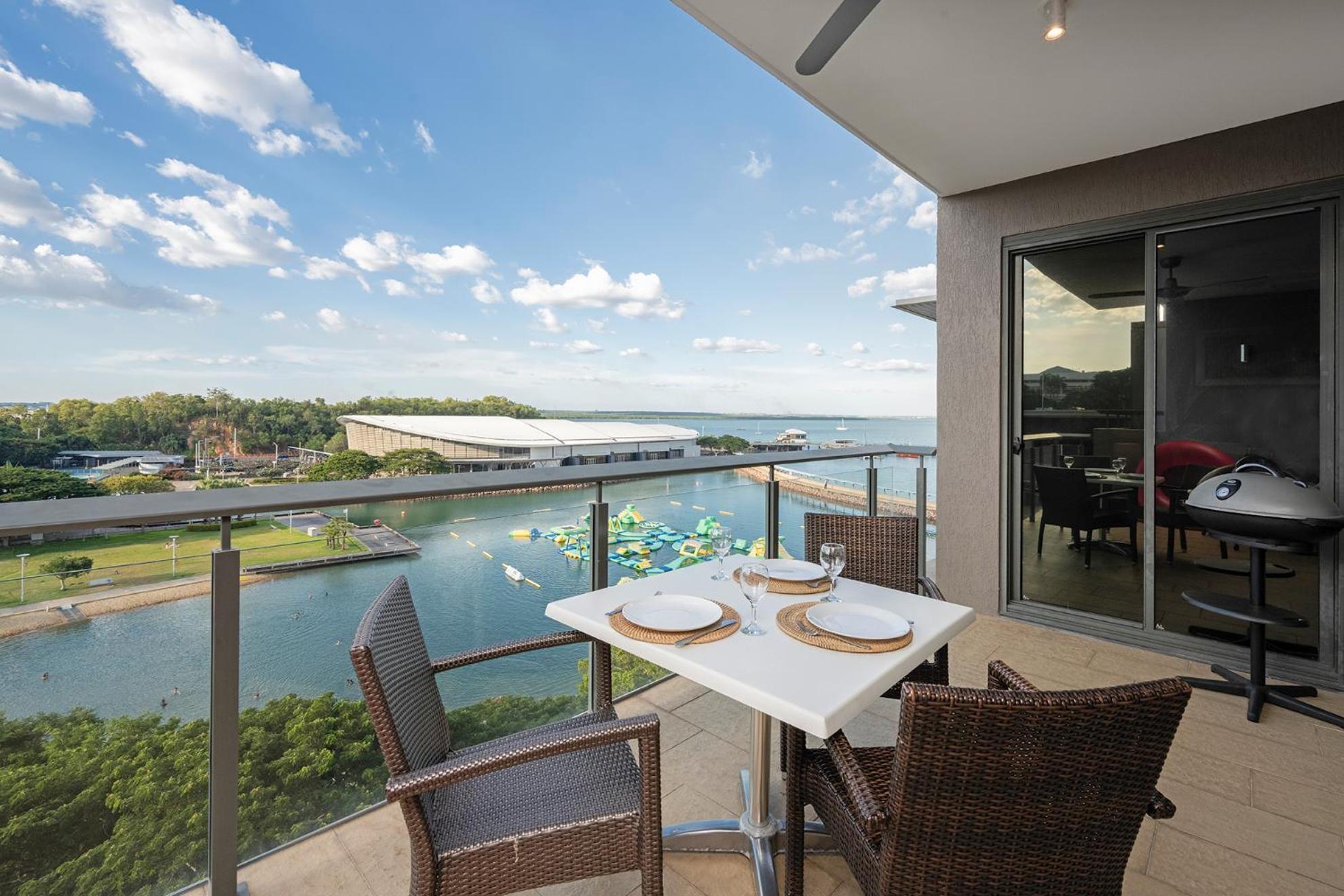 Darwin Waterfront Luxury Suites Exterior photo